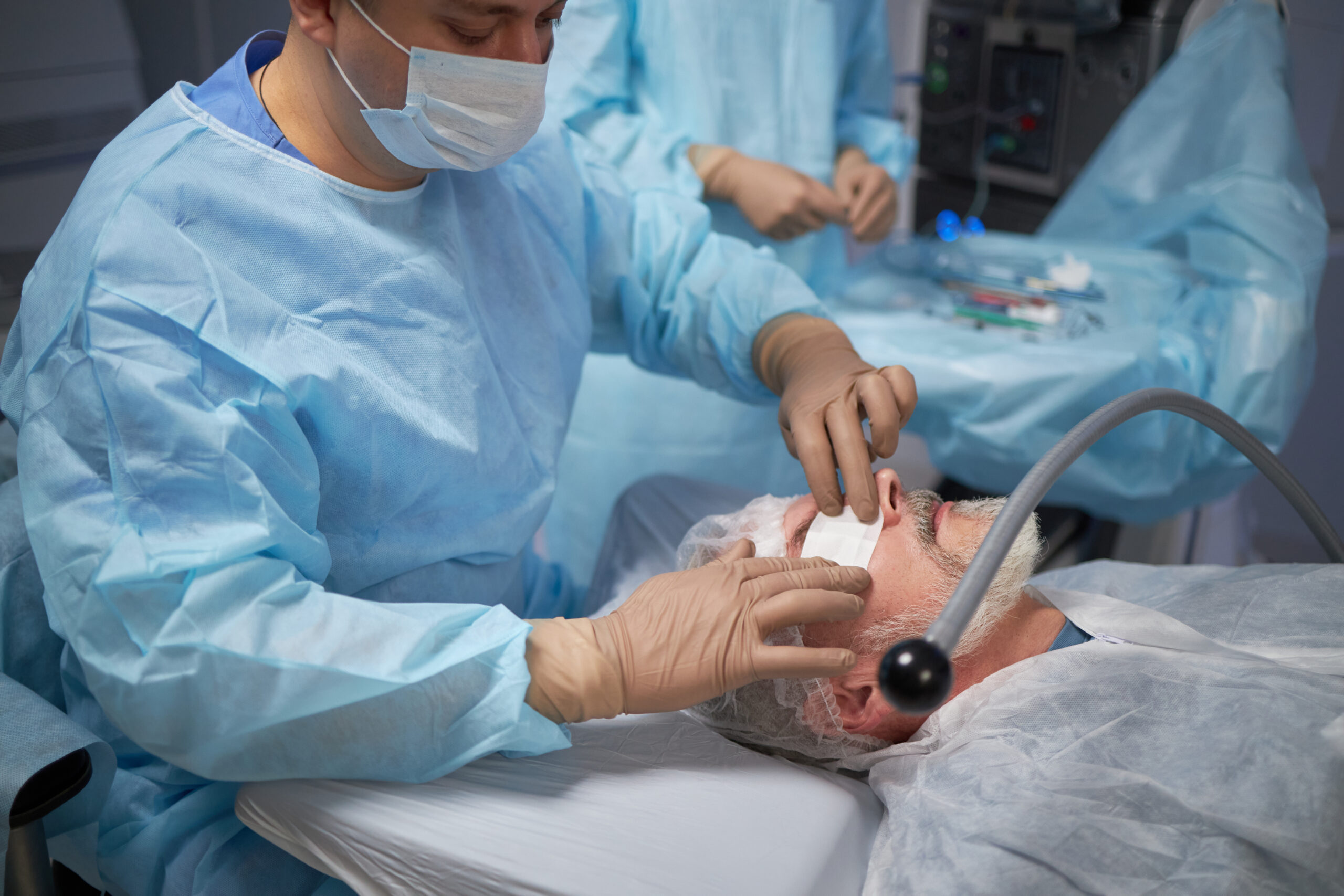 best cataract doctor in Yelahanka